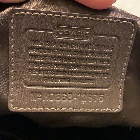 Barely used chocolate brown coach signature shoulder bag. - Picture 3 of 8